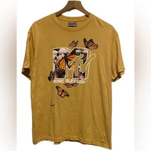 MTV graphic tee